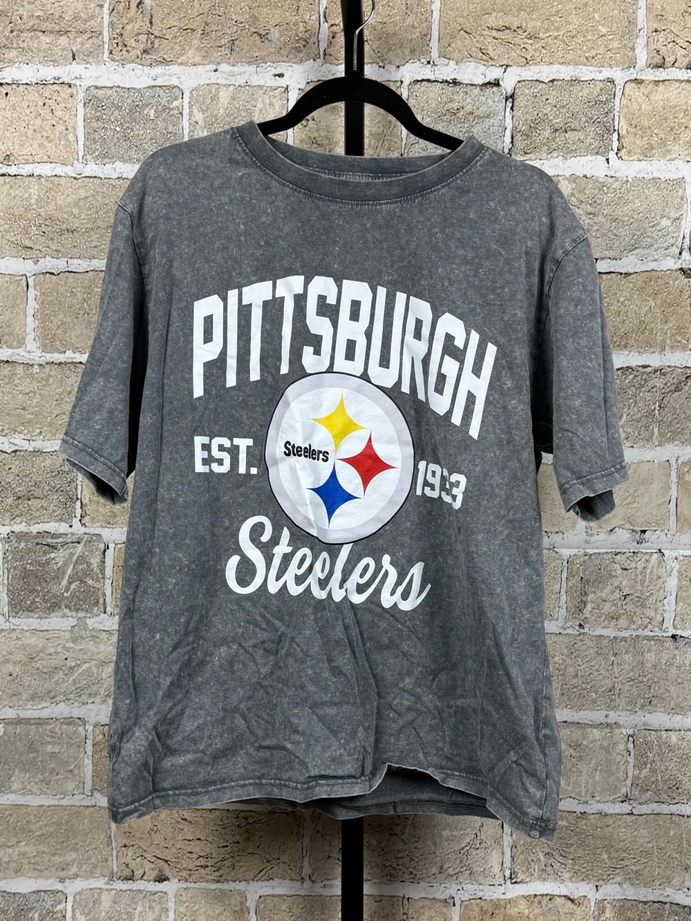 Gameday Couture Pittsburgh Steelers Mineral Wash Graphic Tee Medium
